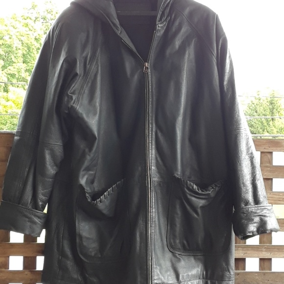 Jacqueline Ferrar Jackets & Blazers - Jacqueline Ferrar leather coat